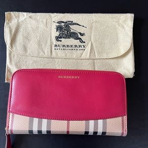 Burberry preowned Leather and Haymarket check and zip around wallet